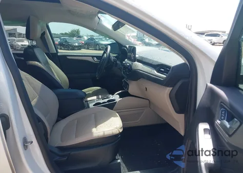 2021 Ford Escape Sel z USA, uszkodzony, nr VIN 1FMCU0H6XMUB09537